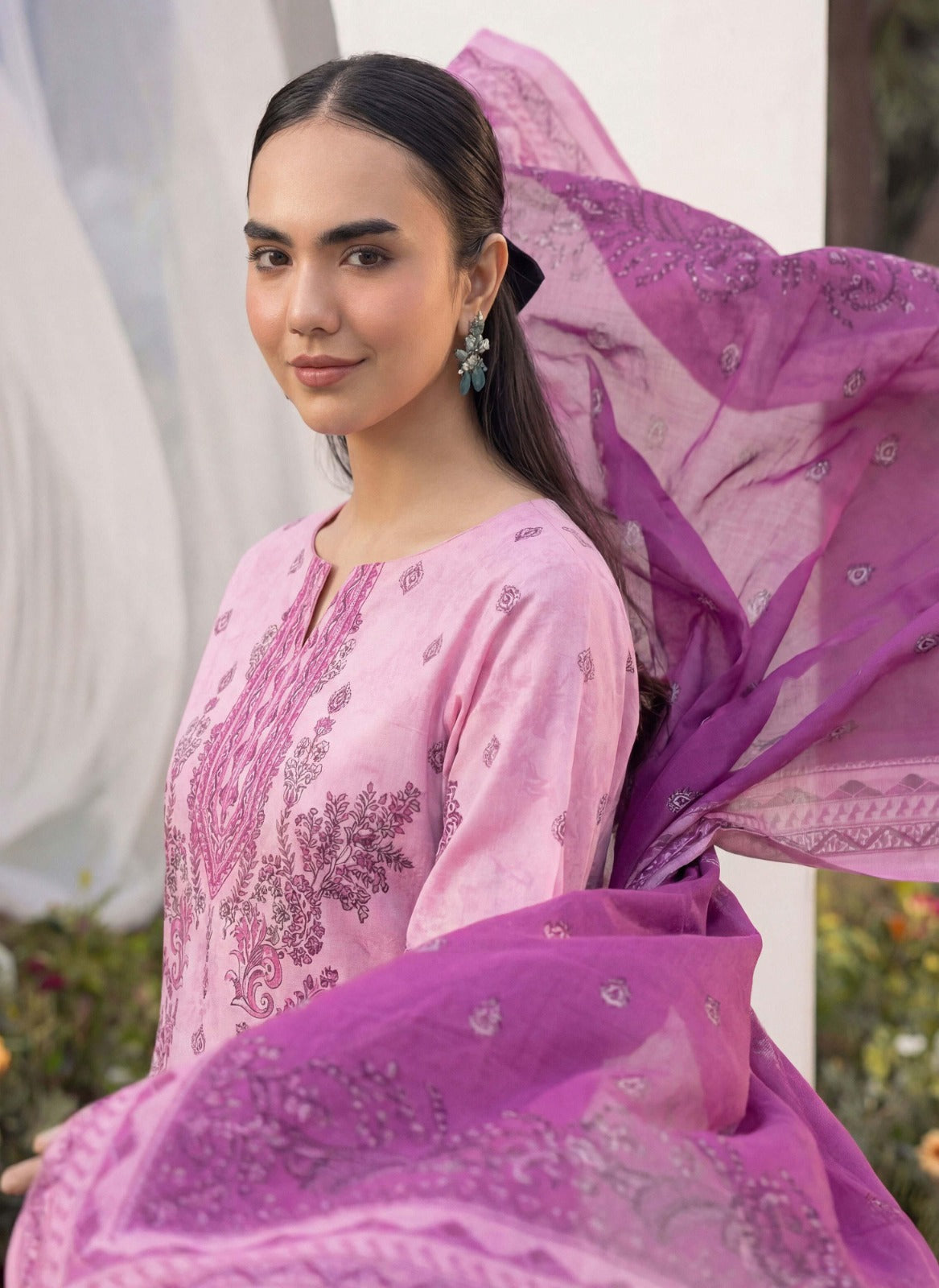Elegant Pink & Purple 3 Piece Unstitched Lawn Suit – Premium Summer Collection with Dupatta