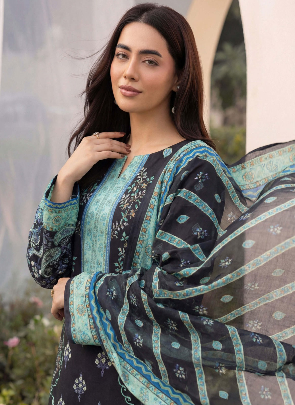 Premium 3 Piece Unstitched Lawn Suit Collection – Elegant Ladies Wear with Dupatta