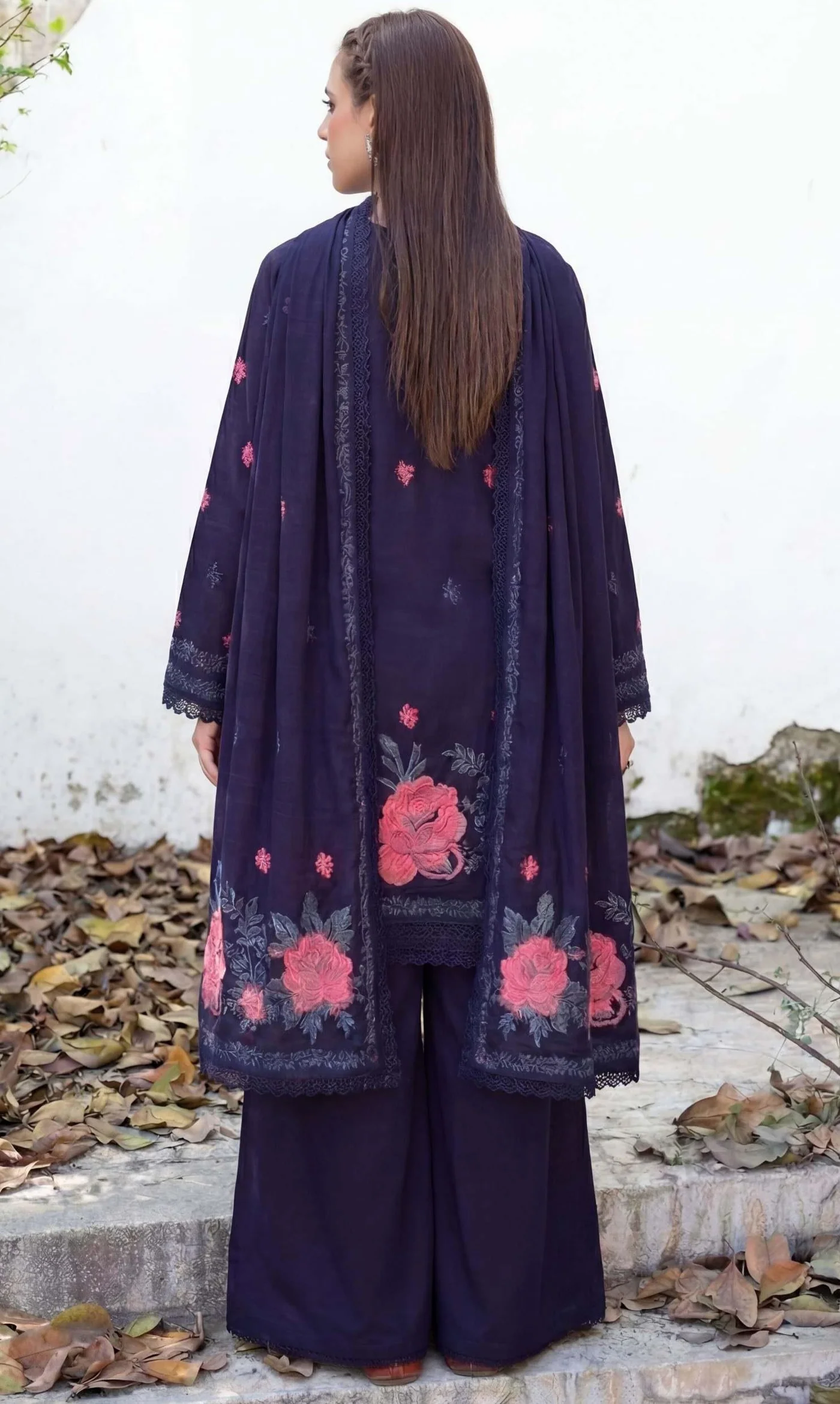 3PC UN-STITCHED JACQUARD LAWN