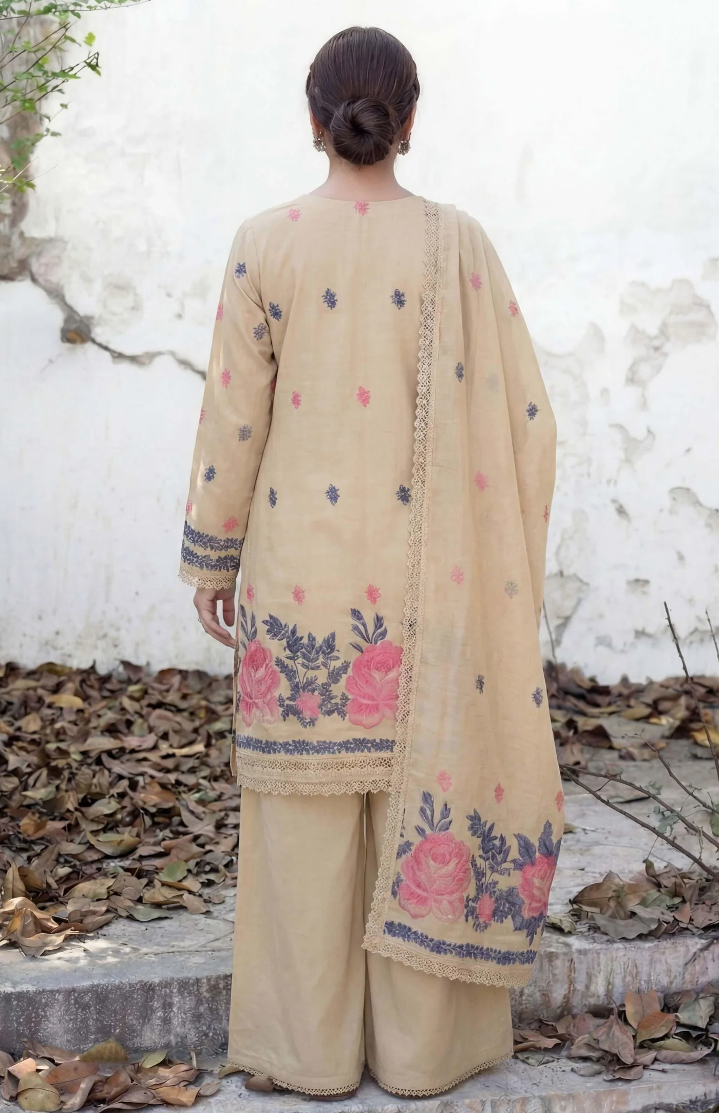 3PC UN-STITCHED JACQUARD LAWN