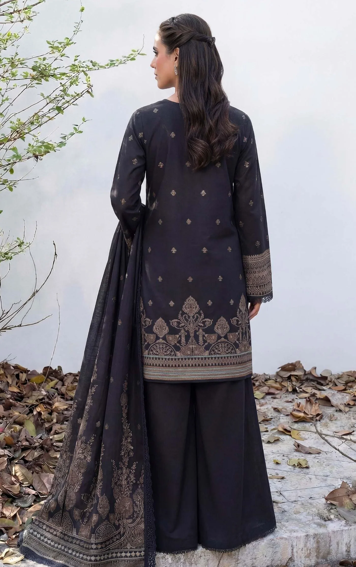 3PC UN-STITCHED JACQUARD LAWN